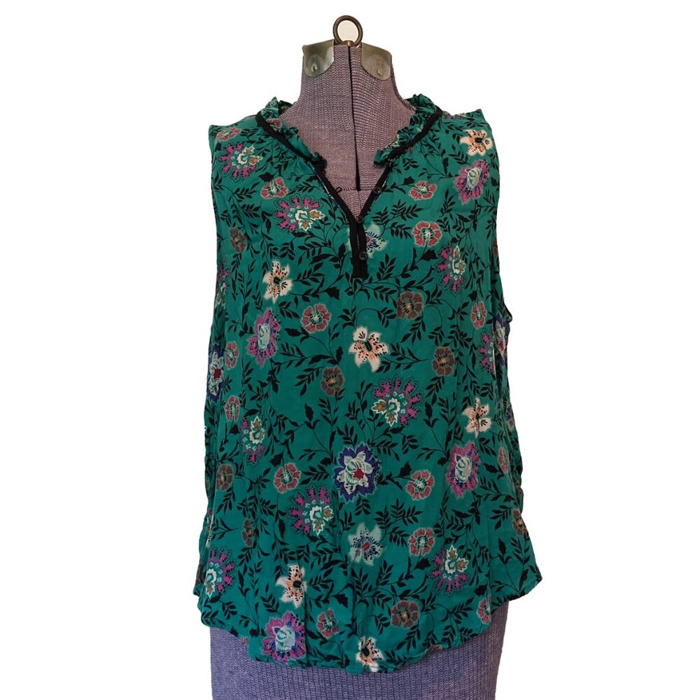 Cute Asian-Inspired Green Floral Summer Blouse